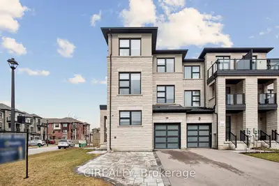 325 Laplante Street, Newmarket, On L3x 0m5