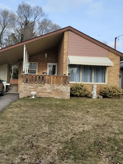 73 Beaverton Road S, Richmond Hill, On L4c 2h8