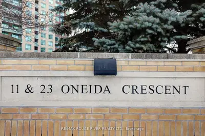 11 Oneida Crescent 1008, Richmond Hill, On L4b 0a1