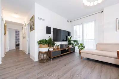 85 Oneida Crescent 1514, Richmond Hill, On L4b 0h4