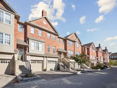 26 Golden Spruce Lane, Vaughan, On L6a 0j6
