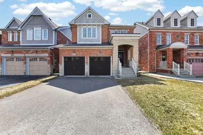 35 Amberwing Landing, Bradford West Gwillimbury, On L3z 0h9