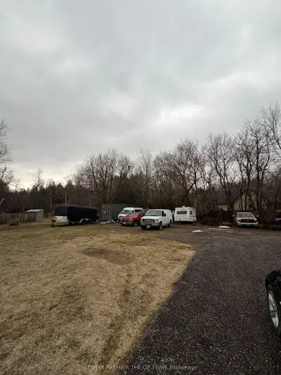 1130 Mulock Drive, Newmarket, On L3y 9c2