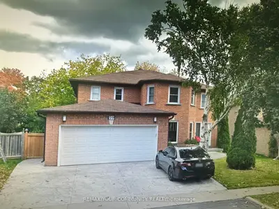59 Topham Crescent, Richmond Hill, On L4c 9h2