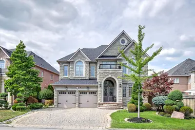 58 Michael Fisher Avenue, Vaughan, On L6a 0k9