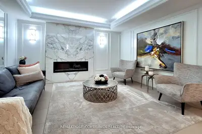 309 Major Mackenzie Drive 205, Richmond Hill, On L4c 9v5