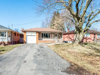 387 Crosby Avenue, Richmond Hill, On L4c 2r8