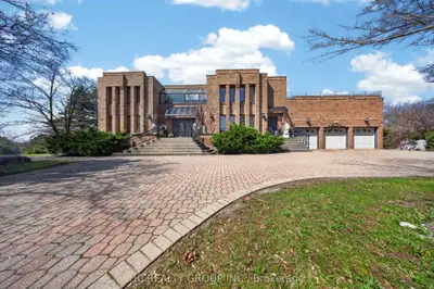 9 Forson Court, Markham, On L6c 1a9