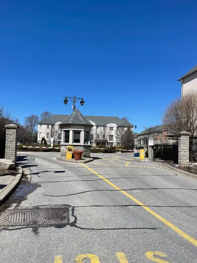9133 Bayview Avenue 97, Richmond Hill, On L4b 4v7