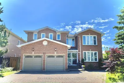21 Eastdale Crescent Bsmt, Richmond Hill, On L4b 3e4