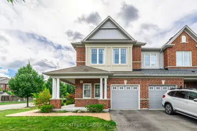 4 Courtland Crescent, East Gwillimbury, On L9n 0b2