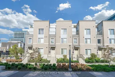 30 Almond Blossom Mews 112, Vaughan, ON L4K 0N6