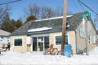 51 Lake Drive, Georgina, On L4p 1a5