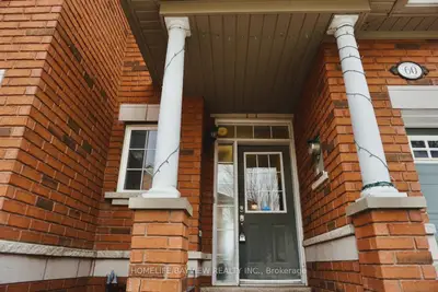 8 Townwood Drive 60, Richmond Hill, On L4e 4y3