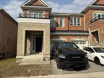 7 Twinflower Lane, Richmond Hill, On L4e 1e7