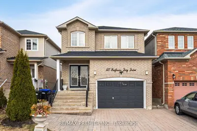 117 Professor Day Drive, Bradford West Gwillimbury, On L3z 3c1