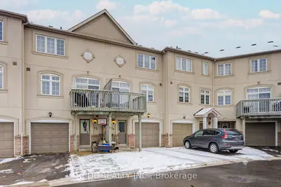 10 Post Oak Drive 14, Richmond Hill, On L4e 4h8