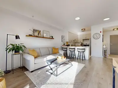 481 Rupert Avenue 122, Whitchurch-stouffville, On L4a 1y7