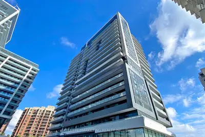 75 Oneida Crescent 410, Richmond Hill, On L4b 0h3