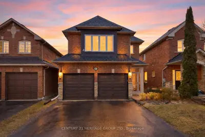 489 Menczel Crescent, Newmarket, On L3x 2p6
