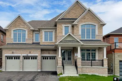27 Upbound Court, East Gwillimbury, On L9n 0e5