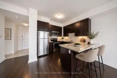 24 Woodstream Boulevard 315, Vaughan, On L4l 8c4