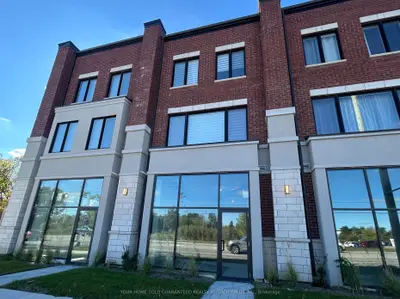 200 Dissette Street 2, Bradford West Gwillimbury, ON L3Z 4M2