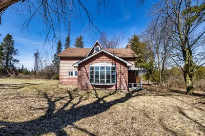 16865 Ridge Road, Brock, On L0c 1h0