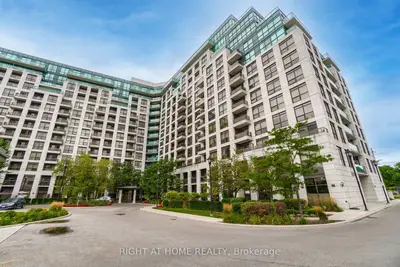 18 Harding Boulevard 211, Richmond Hill, On L4c 0t3
