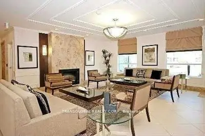 30 North Park Road 506, Vaughan, On L4j 0g6