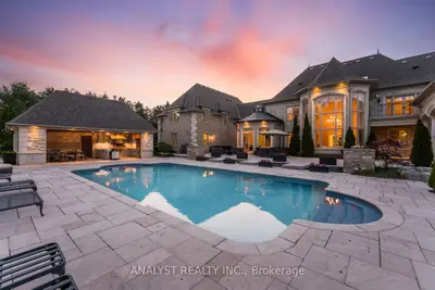 86 Eden Vale Drive, King, On L7b 1l8