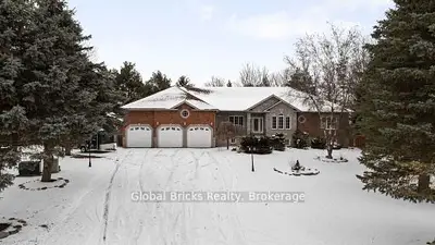 14 Fisher Drive, Adjala-tosorontio, On L0m 1j0