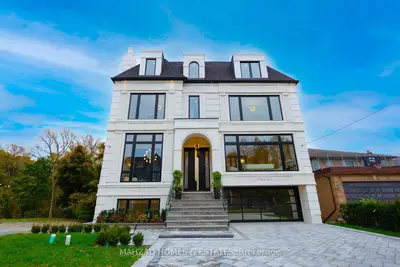 21 Birch Avenue, Richmond Hill, On L4c 6c4