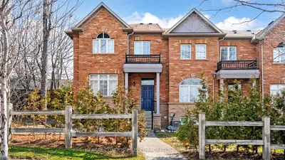 8777 Dufferin Street 22, Vaughan, On L4j 8w3