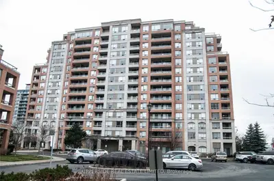 9 Northern Heights Drive 501, Richmond Hill, ON L4B 4M5