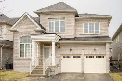 3 Jericho Avenue, Georgina, On L4p 0g9