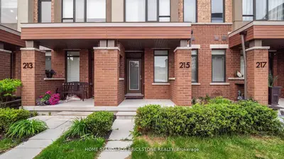 215 Salterton Circle, Vaughan, On L6a 4z2