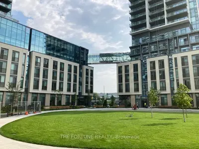 7890 Jane Street 4707, Vaughan, On L4k 0k9