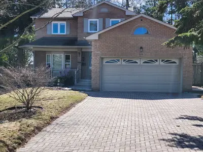 369 Harewood Boulevard, Newmarket, On L3y 6s5