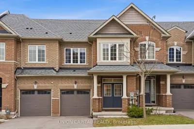 137 Knott End Crescent, Newmarket, On L3y 0e3