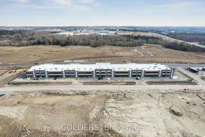 175 Melvin Robson Avenue 5, Aurora, ON L4G 7B4