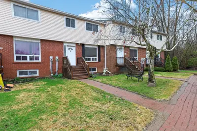 40 East Street 14, Georgina, On L0e 1r0