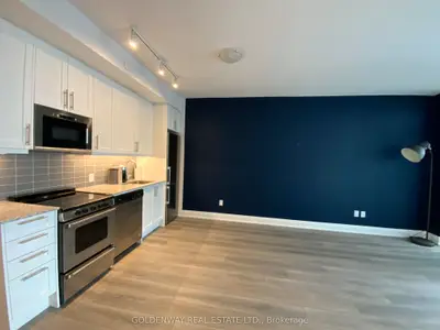 10 Gatineau Drive 707, Vaughan, On L4j 0l2