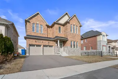 70 Carriage Shop Bend, East Gwillimbury, On L9n 0c6
