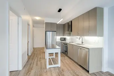 9600 Yonge Street 305b, Richmond Hill, On L4c 0x3