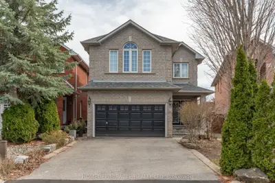 31 Water Garden Lane, Vaughan, On L4h 1n2