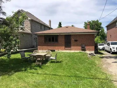 46 Elm Grove Avenue S, Richmond Hill, ON L4E 2V3