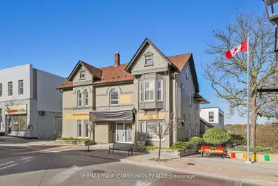 171 Main Street S 102, Newmarket, ON L3Y 3Y9