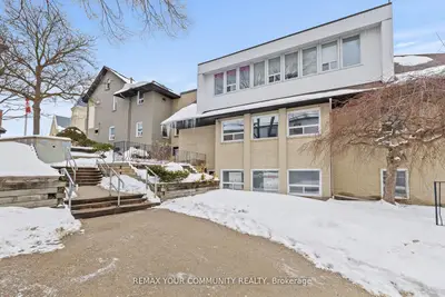 171 Main Street S 201, Newmarket, On L3y 3y9