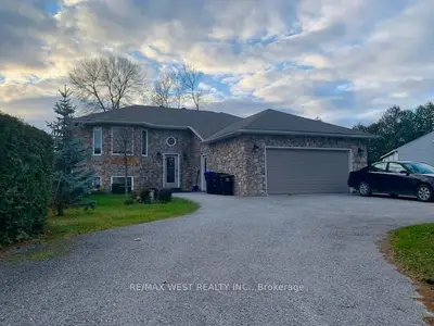 882 Pine Ave Avenue Near Lake, Innisfil, On L0l 1w0